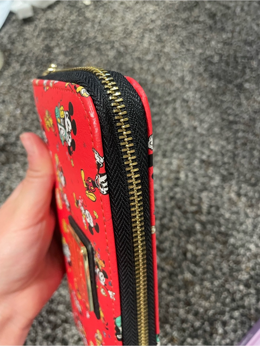 Loungefly Red Mickey & Minnie Zip-Around Wallet - Picture 6 of 10